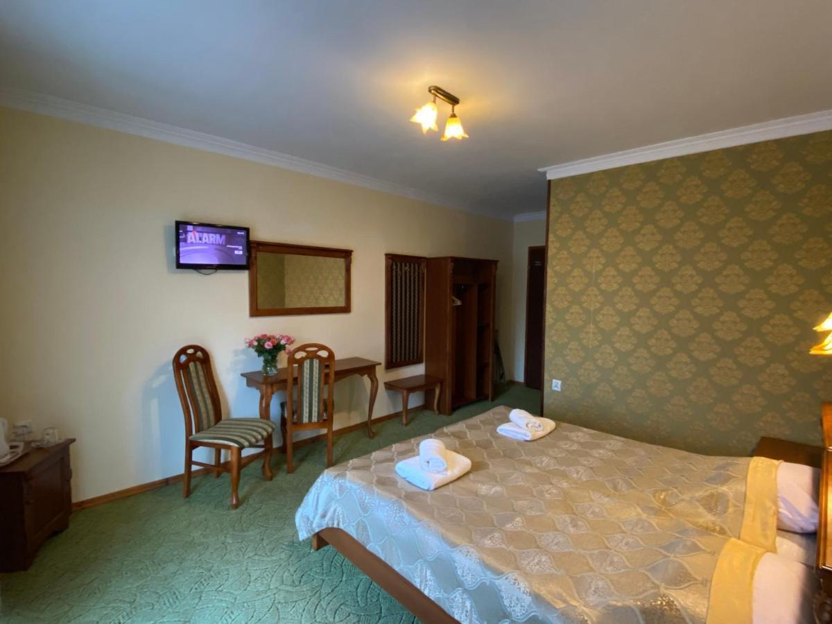 Dworek Bursztynowy 2* Karwia