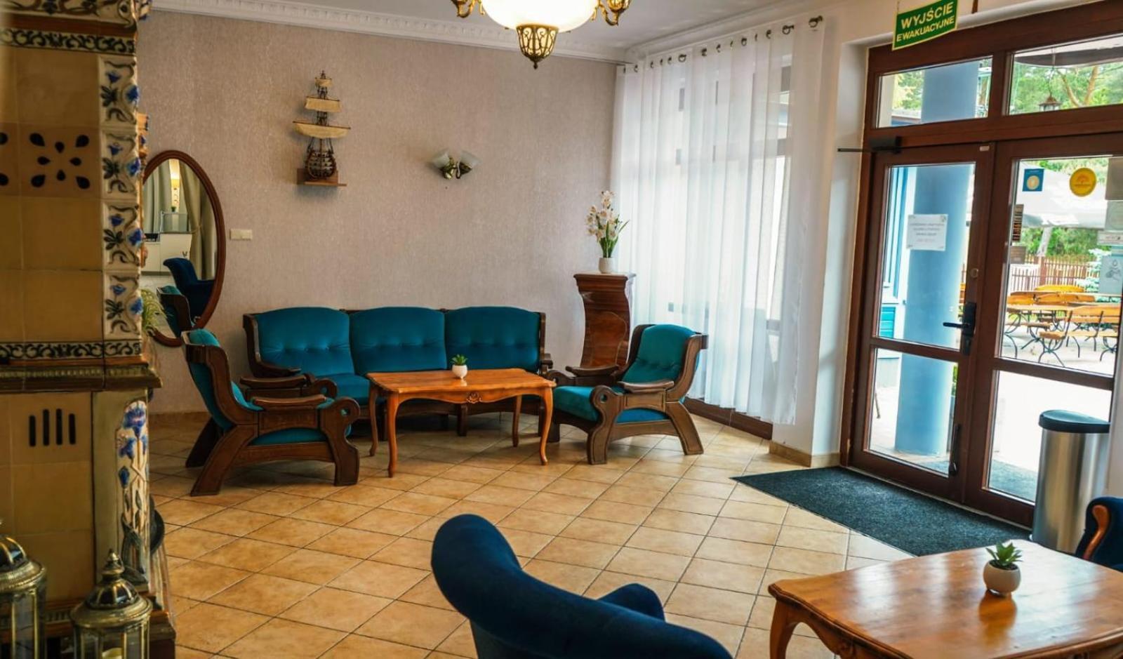 Dworek Bursztynowy Karwia